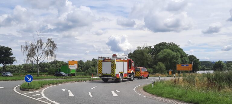 15.07.2021 – 12 Feuerwehreinsatzkräfte aus Oestrich-Winkel unterwegs nach Nordrhein-Westfalen