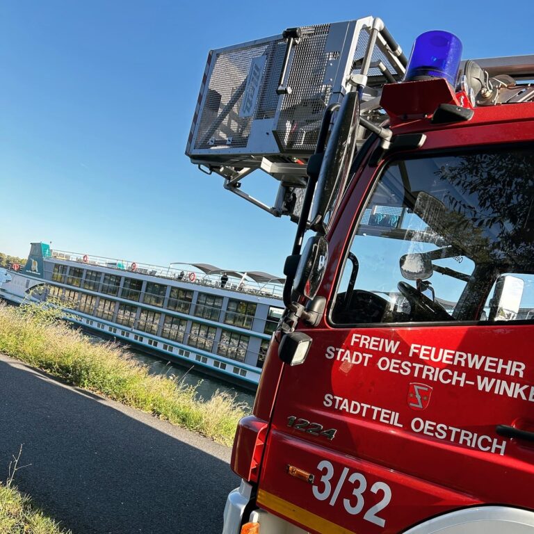47/2023 Personenrettung von Kreuzfahrtschiff