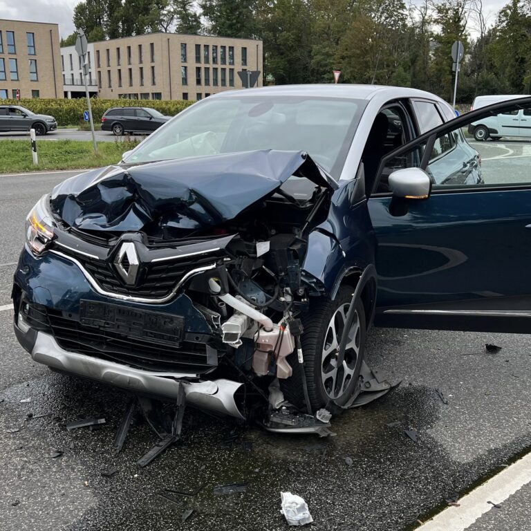 55/2024 Auslaufende Betriebsstoffe nach Verkehrsunfall